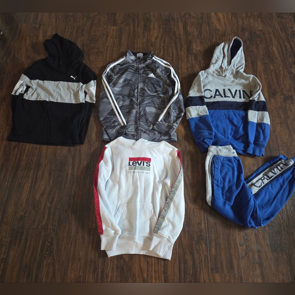 Boys Size Small Long Sleeve Sweatshirt Clothes Lot